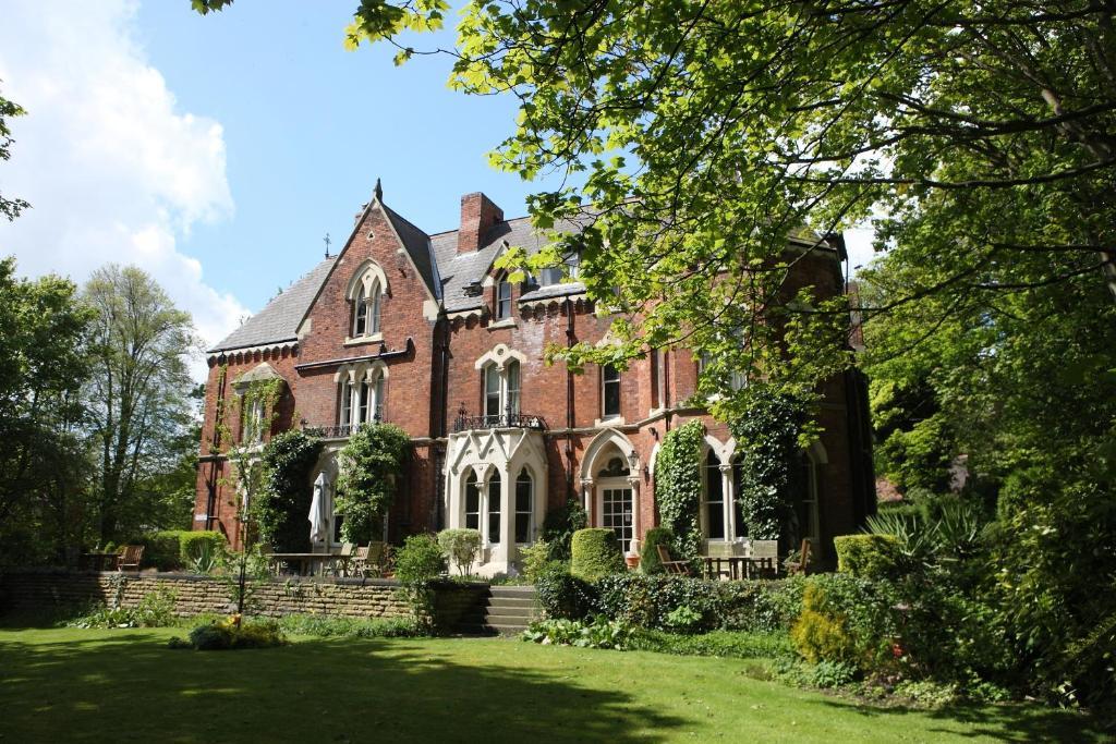 Cliff Lawn Hotel Leeds  Extérieur photo