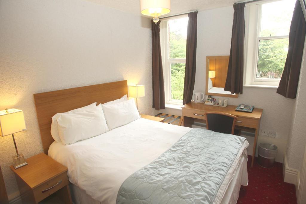 Cliff Lawn Hotel Leeds  Chambre photo