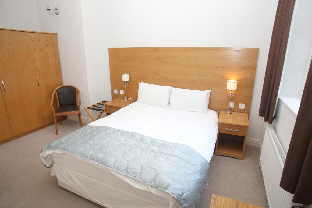 Cliff Lawn Hotel Leeds  Extérieur photo